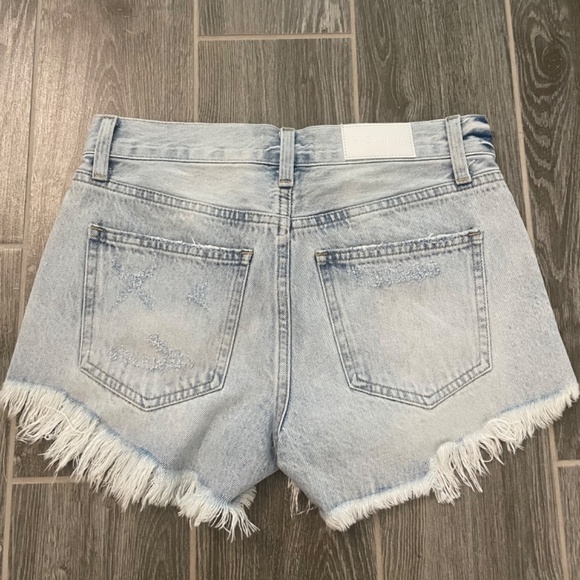 Pistola Gigi Low Rise Cut Off Shorts - Picture 2 of 4